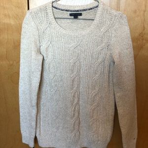Tommy Hilfiger sweater